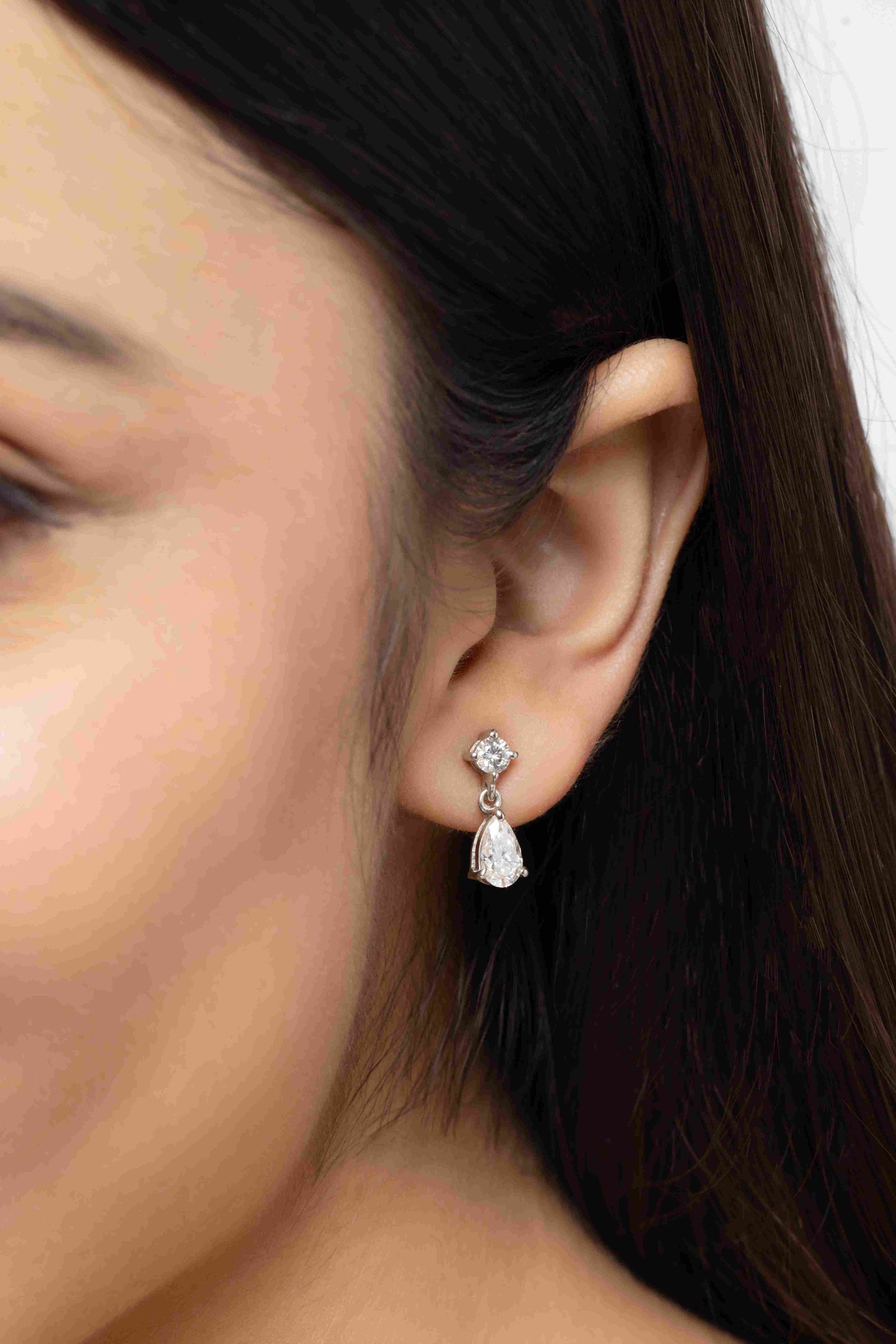 Pearline 3.2 ct Pear and Round Cut Moissanite 925 Silver Drop Earrings