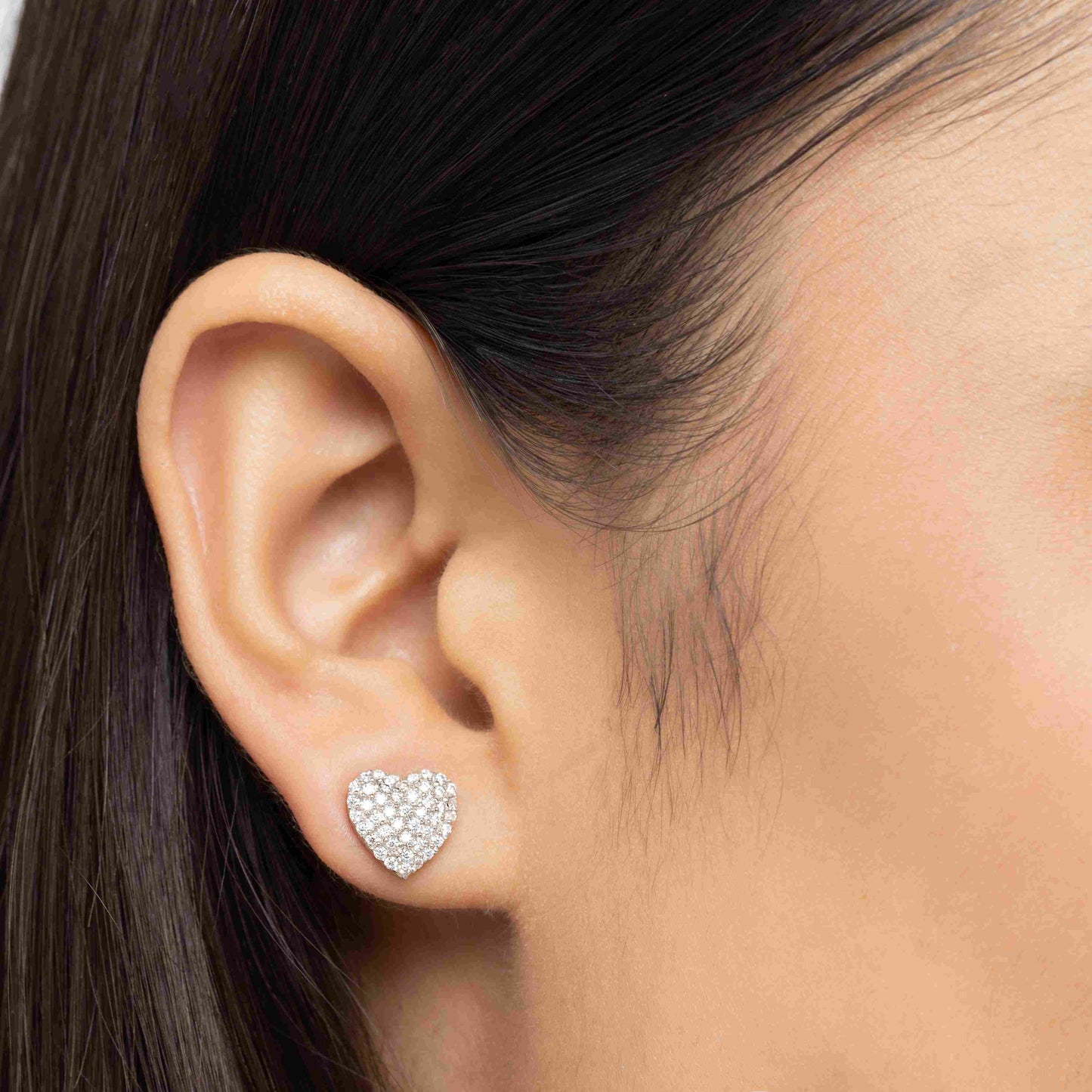 Amour 1.62 ct Round Moissanite Heart Cluster 925 Silver Stud Earrings