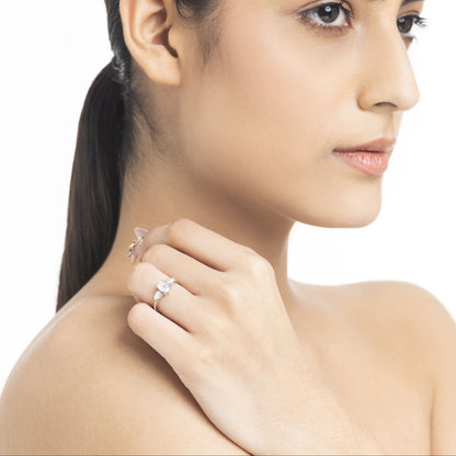 Trinity 0.8 ct Oval Bypass Moissanite 925 Silver Ring