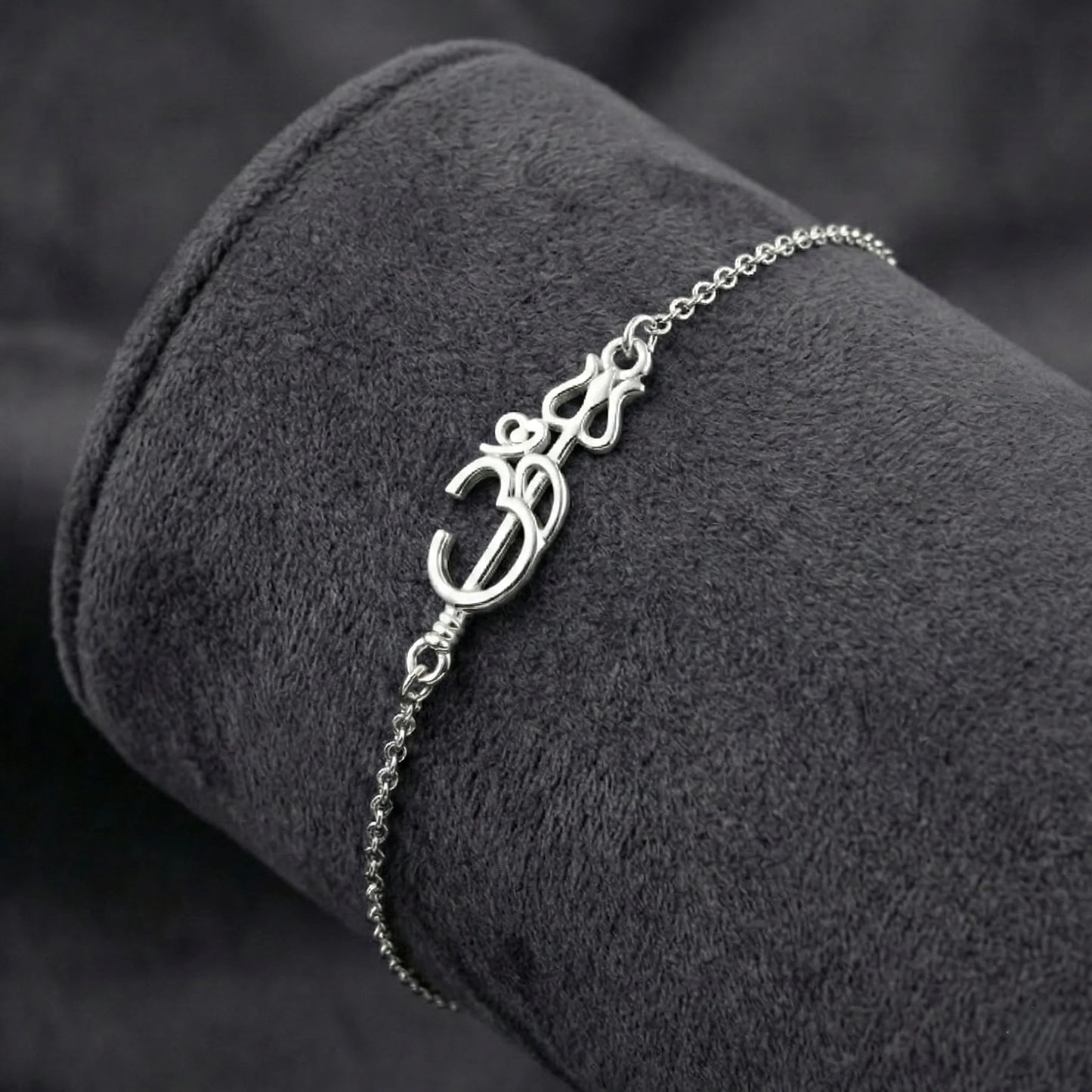 Om Trishul 925 Silver Bracelet - Spiritual Shiva Gift for Mean and Women