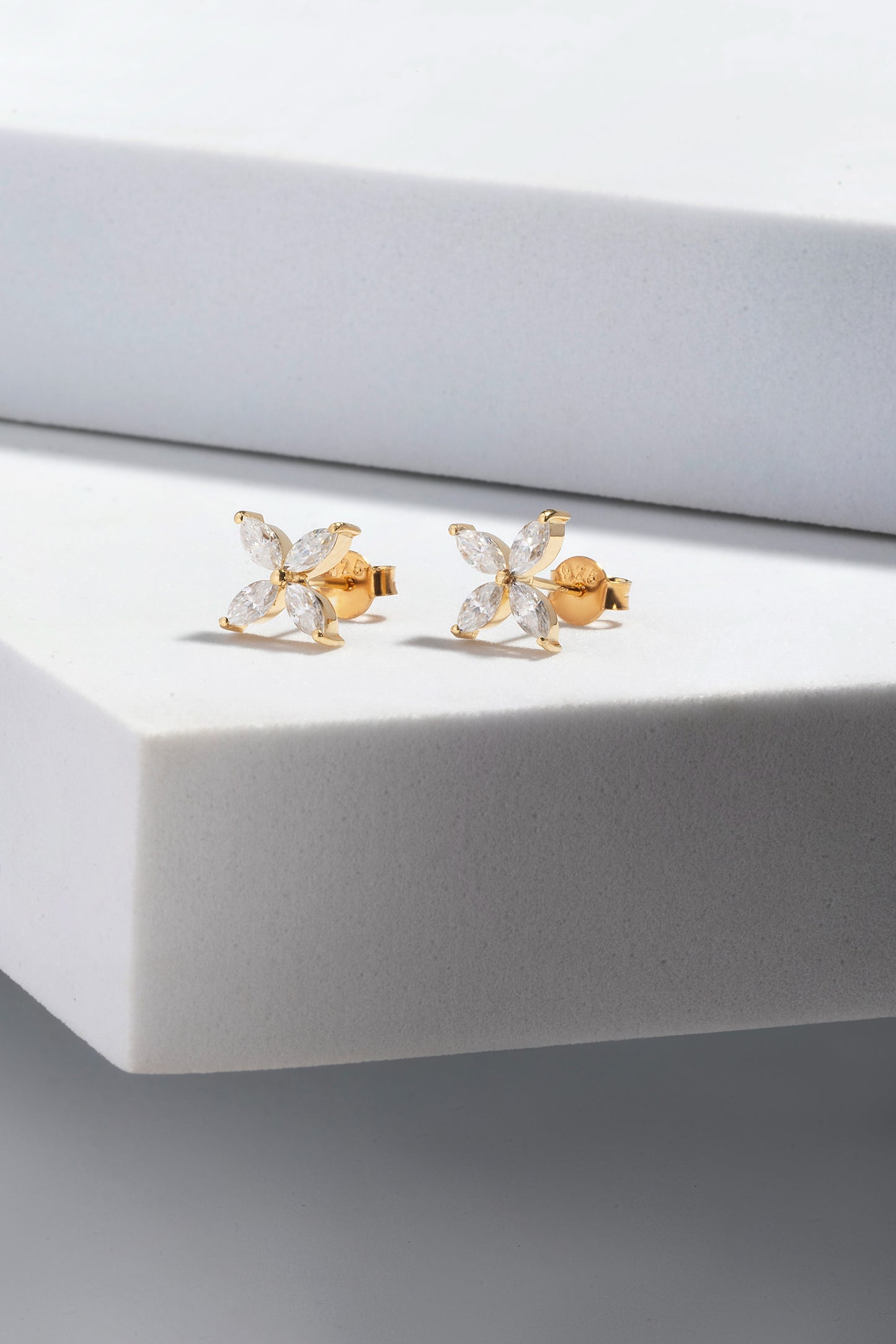 Bloom 1.6 ct Marquise Moissanite Prong 925 Silver Petal Stud Earrings