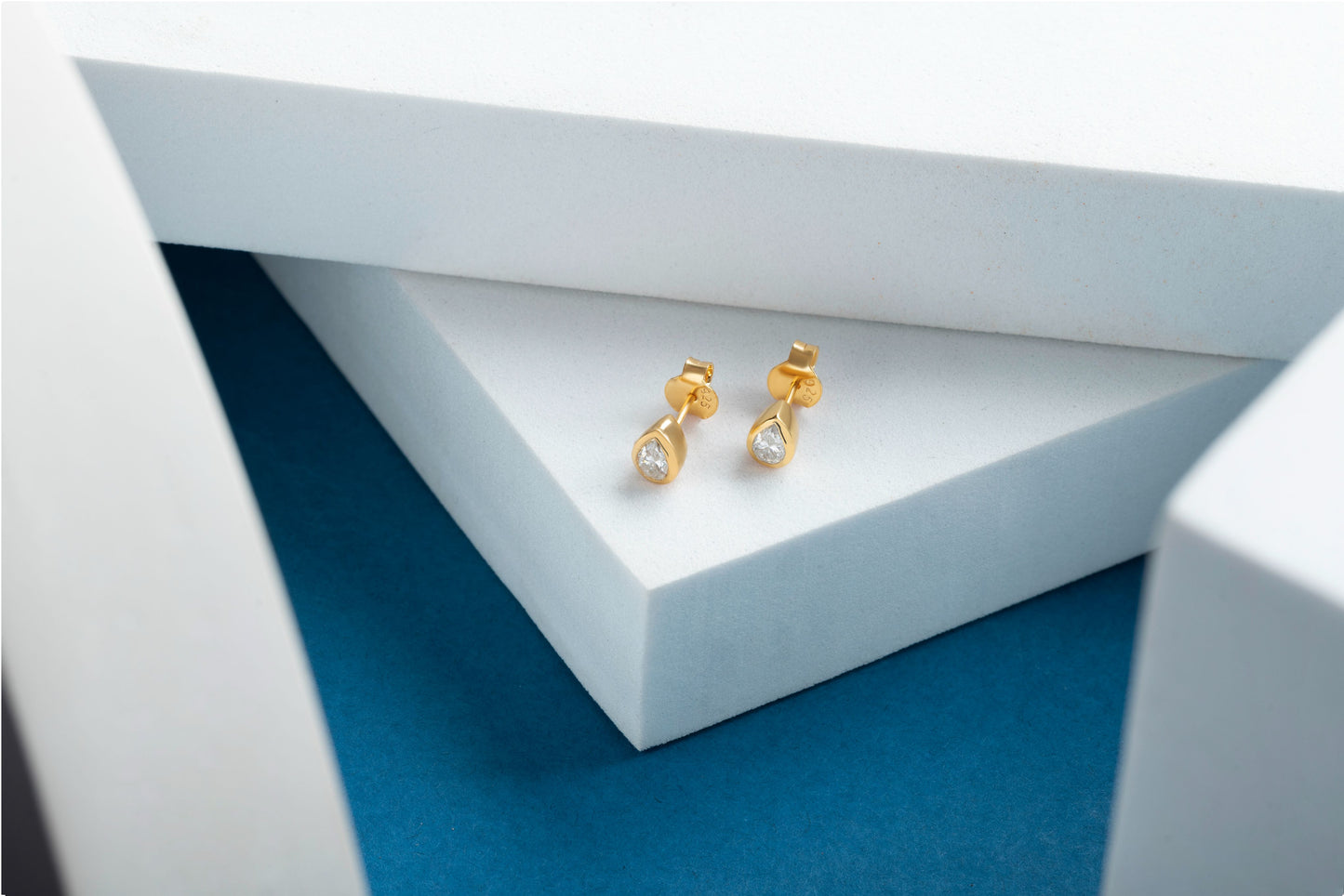 Flow Pear Bezel Studs