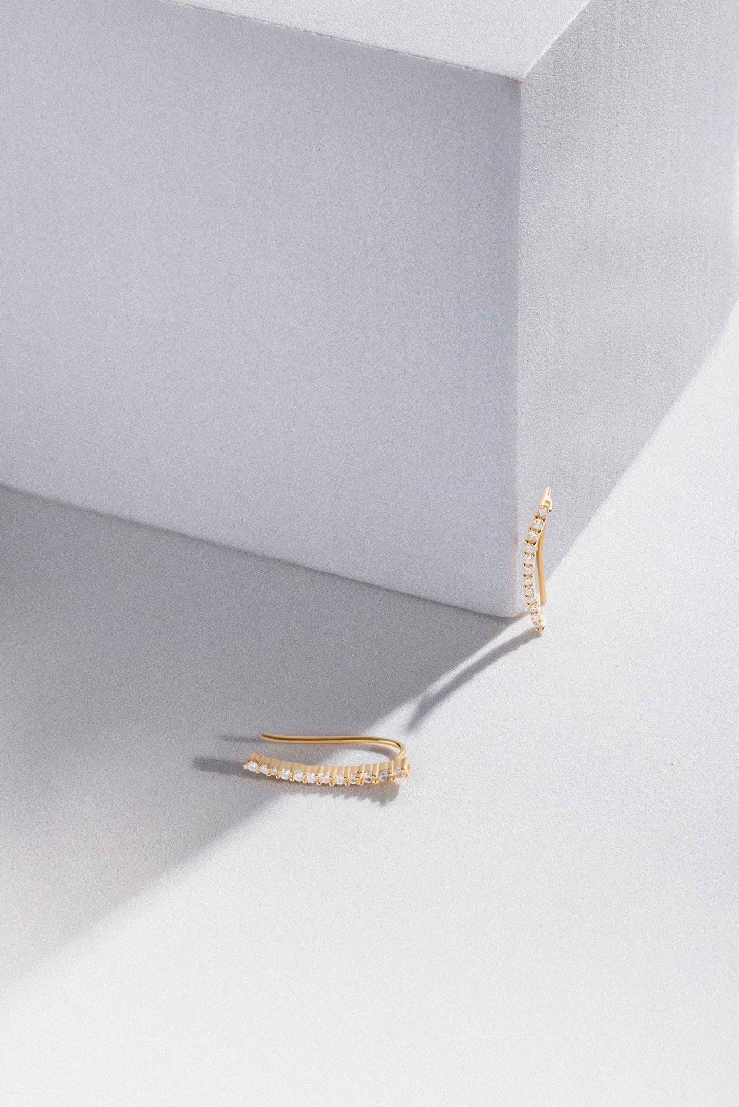 Glide 0.44 ct Round Moissanite Prong 925 Silver Ear Climbers