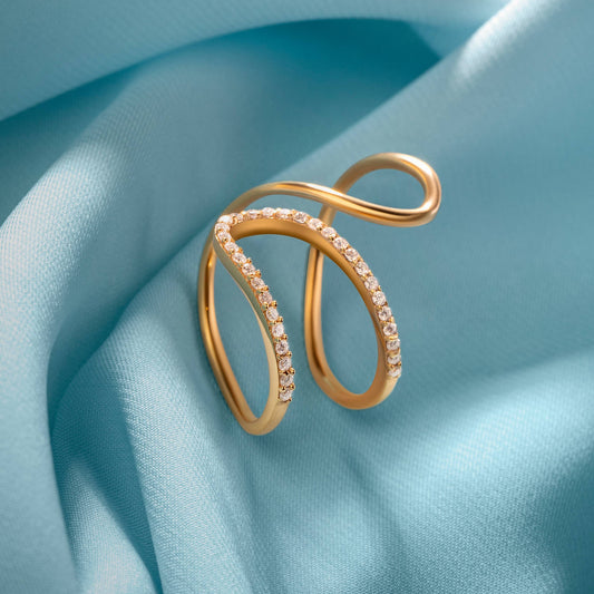 Infinity 0.62 ct Curve Moissanite Statement 925 Silver Ring showing signature rainbow fire.