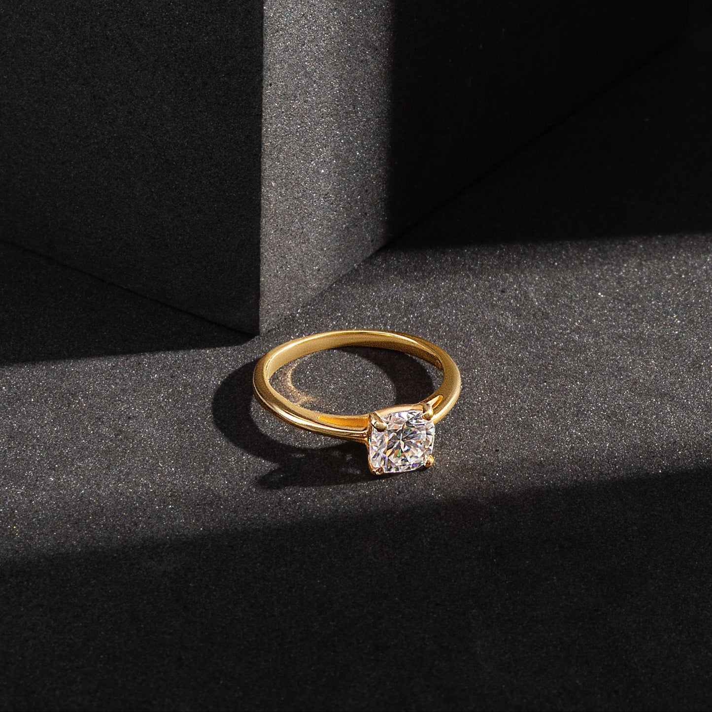 Lyra 0.9 ct Cushion Moissanite 925 Silver Solitaire Ring