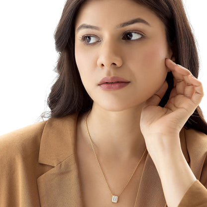 Emara 3.8 ct Emerald Moissanite Solitaire Bezel 925 Silver Necklace