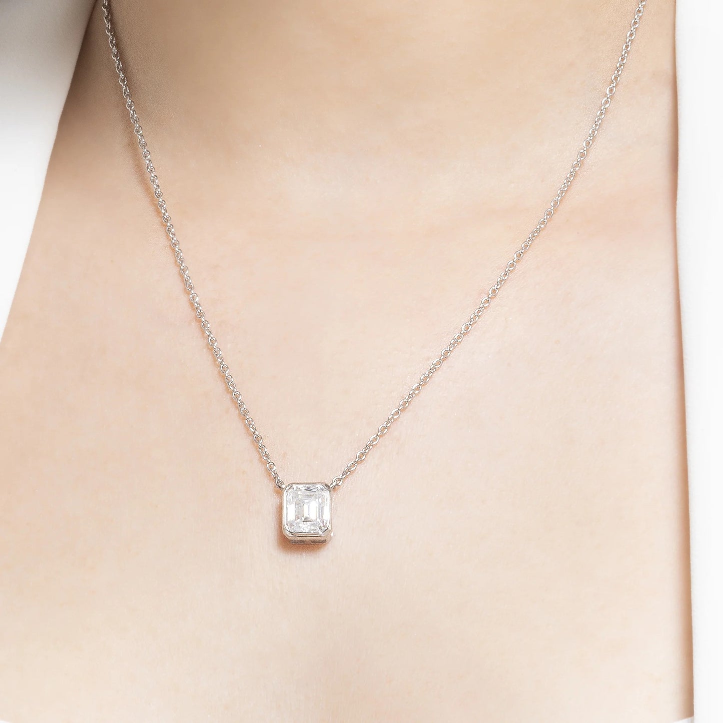 Emara 3.8 ct Emerald Moissanite Solitaire Bezel 925 Silver Necklace