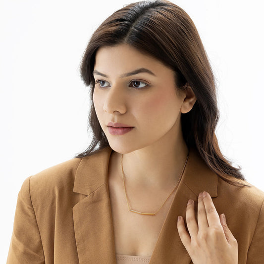 Modern Diva Angled Bar Moissanite 925 Silver Necklace