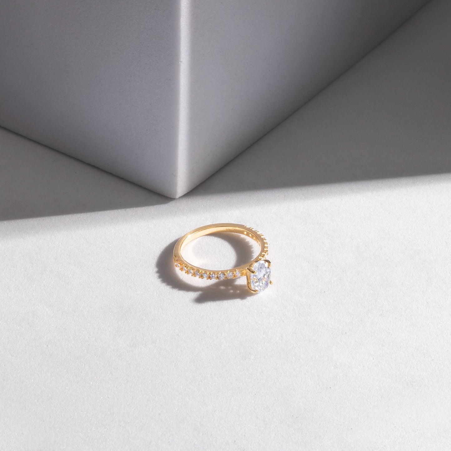 Nova 0.8 ct Oval Moissanite 925 Silver Solitaire Pavé Ring