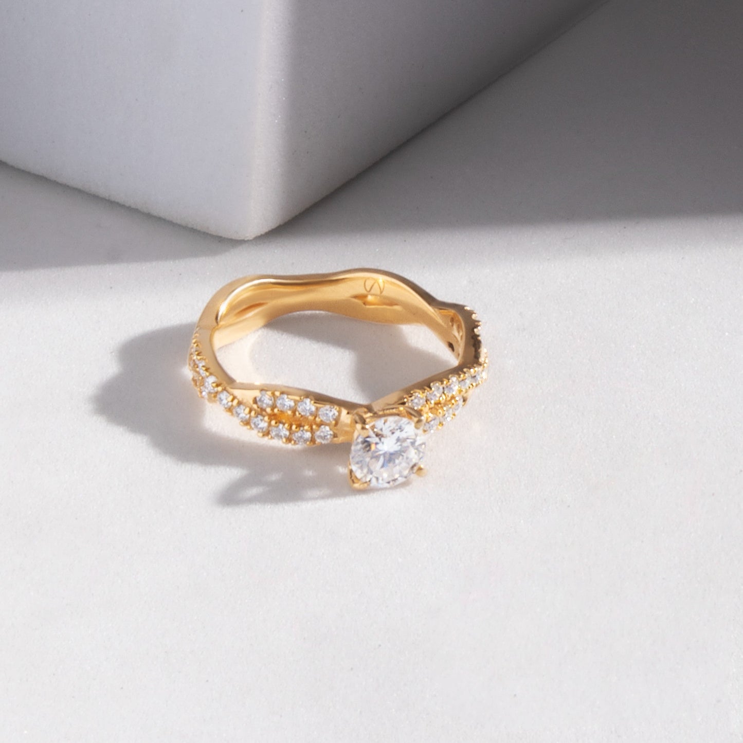 Stella 0.4 ct Round Moissanite 925 Silver Solitaire Ring