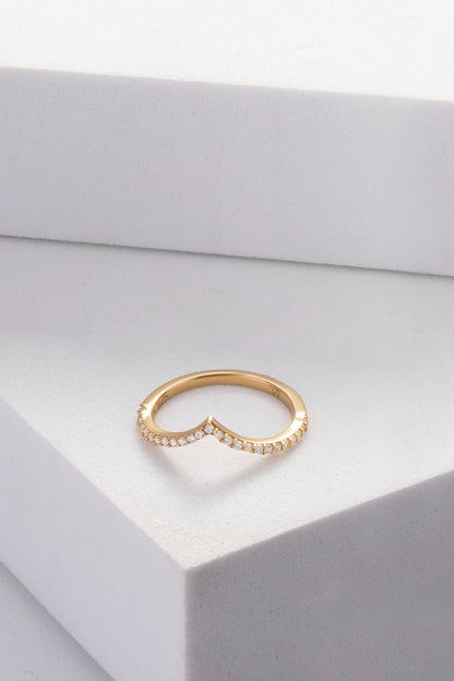 Vesta Pavé Chevron Band